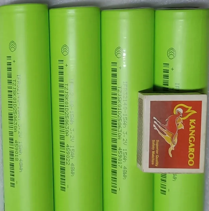 Аккумулятор LiFePO4 32140, 3.2 В, 15 А·ч 3 Аккумулятор LiFePO4 32140, 3.2 В, 15 А·ч 3