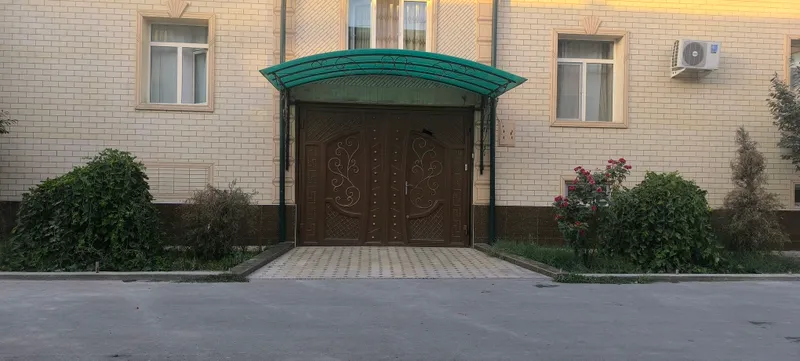 Sergelida 3.3 sotik xovli sotiladi