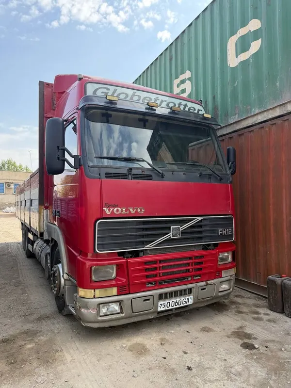 Продаётся Volvo, состояние хорошее, исправный, без недостатков, кузов 8 метров 2 Продаётся Volvo, состояние хорошее, исправный, без недостатков, кузов 8 метров 2