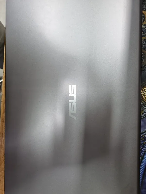 Asus Laptop Core i3 10 pokaleniya 3 Asus Laptop Core i3 10 pokaleniya 3