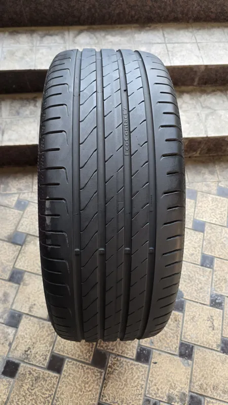 275/45/R22 Continental 4