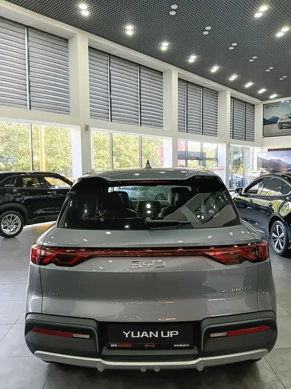 Byd yuan up Dm-i 110 flagship gibrid 2 Byd yuan up Dm-i 110 flagship gibrid 2