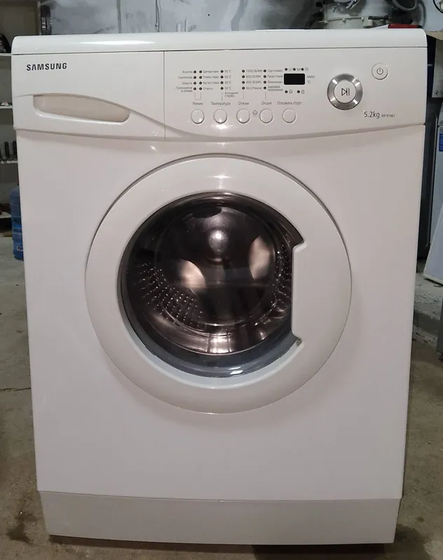 Samsung 5.200 aybi yoq zor ishlidi