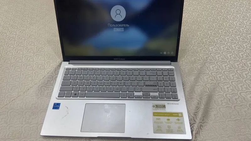 Noutbuku vivo 3