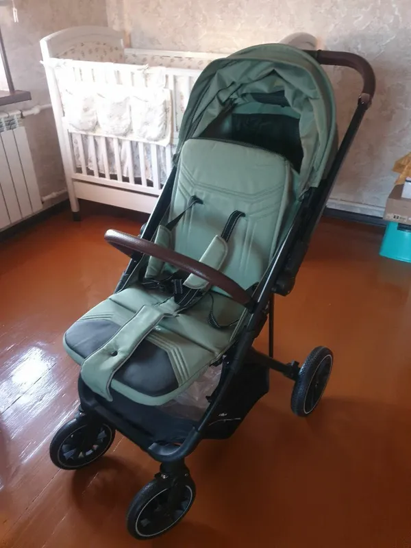 Детская коляска kidilo 4 Детская коляска kidilo 4