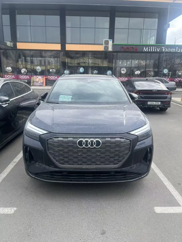 Audi Q4 40 e-tron(2024) 3