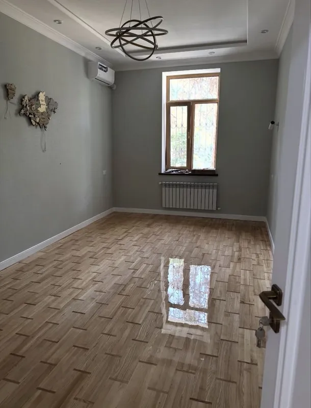 Shelpofka pol parket laminat zina 1