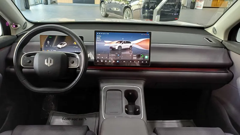 Leapmotor C10 REEV Full Komplektatsiya, Oq Rang, 0 km 7
