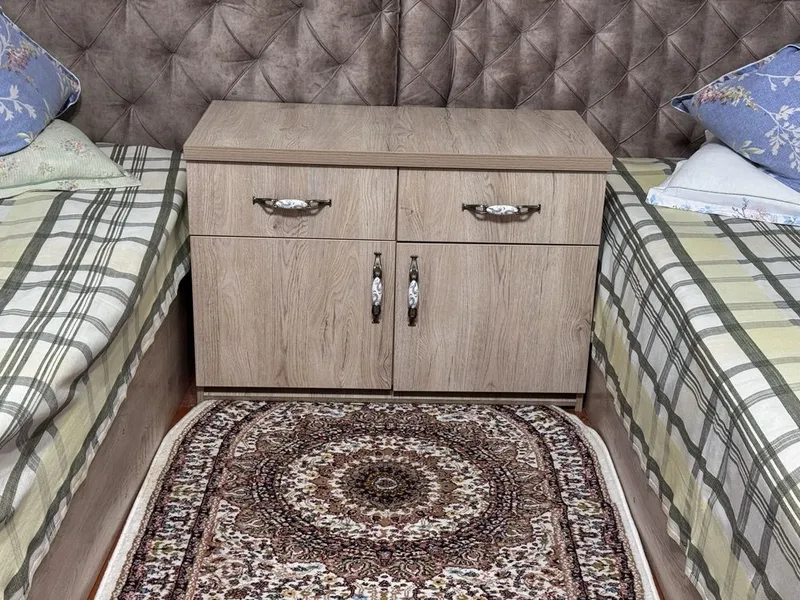 Продаю 2 кровати с артопедическими матрасами и тумбачка — фото 2