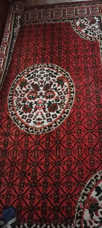 Sintetik gilam, ishlatilgan, 2,55 x 1,65 m 2