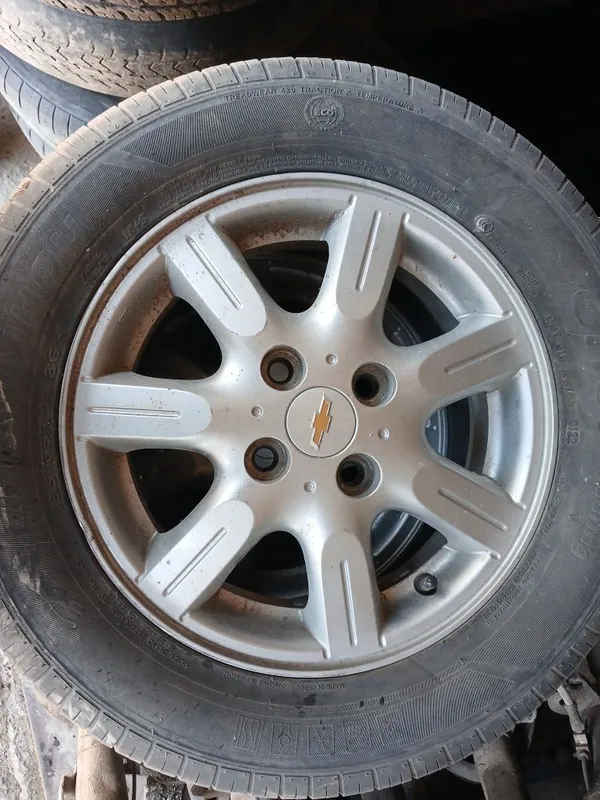 Spark avtomat diska baloni bilan sotiladi, 185/65 R14