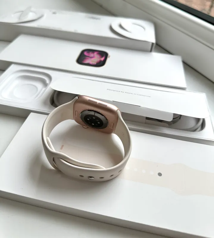 Apple Watch 11 Gold 42mm 100% — фото 6