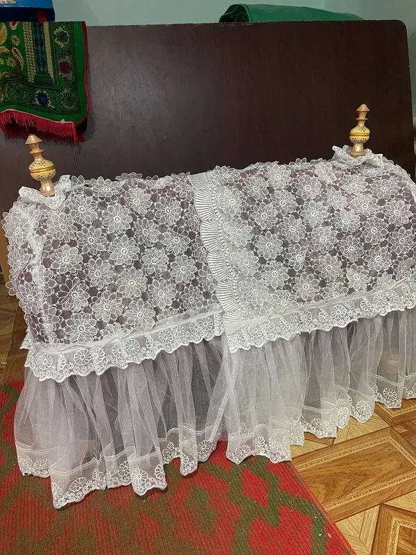 beshik sotiladi 500ming . 1.5mlnga olingan 4