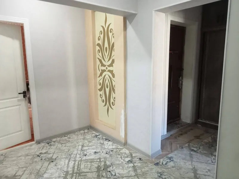 Tinchlik metrosi yaqinida 72 m², 3 xonali kvartira sotiladi 5