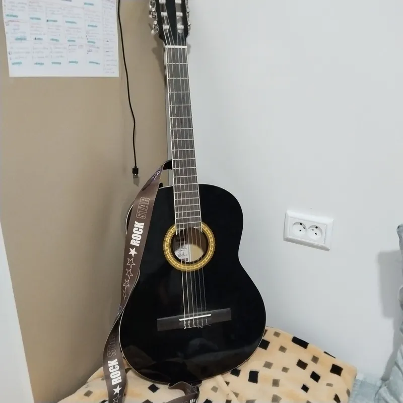 getara klassika Ashton music