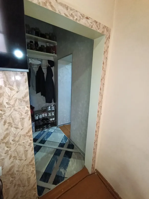 Продаётся 2х комнатная квартира — фото 1