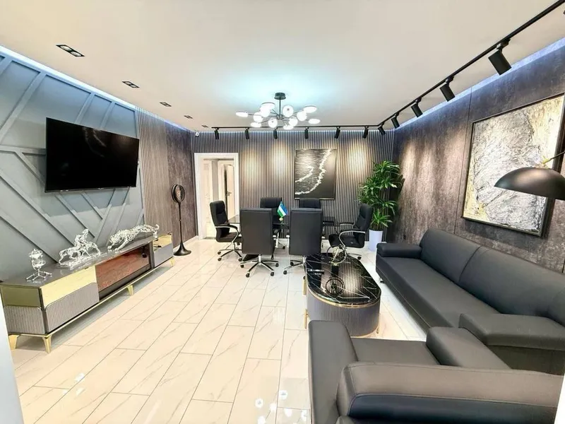Арегда офис Ор-р: Гидрометцентр 100м2 2