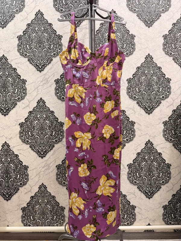 Turli xil ayollar kiyimlari ZARA, MANGO 9