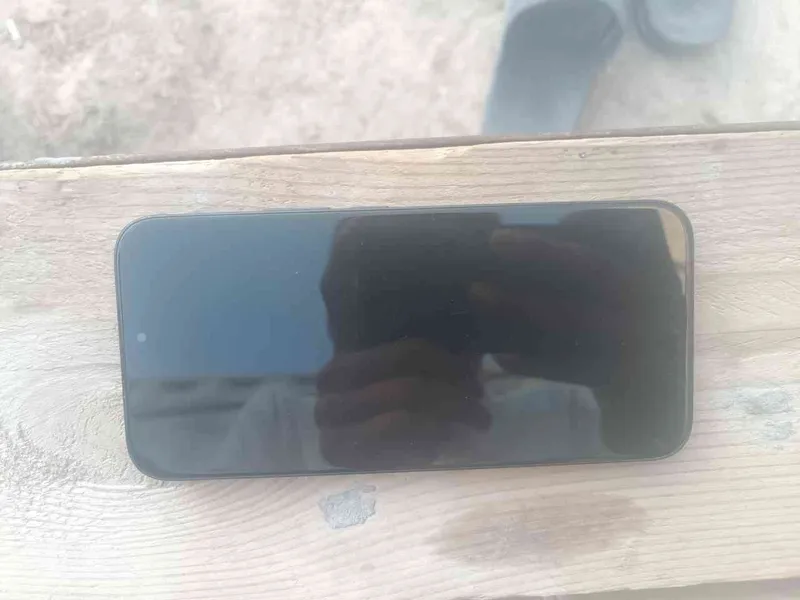 Honor x8c _ tel sotiladi 256/8 4