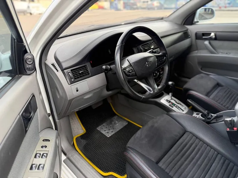 Tuning Gentra Сидения Mercedes CLA Монитор Pioneer Sab ген довереность 1