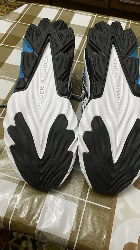 Продаю красовки UNDER ARMOUR — фото 2