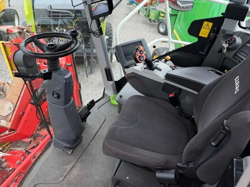 Кормоуборочный комбайн Claas Jaguar 970 4-trac — фото 6