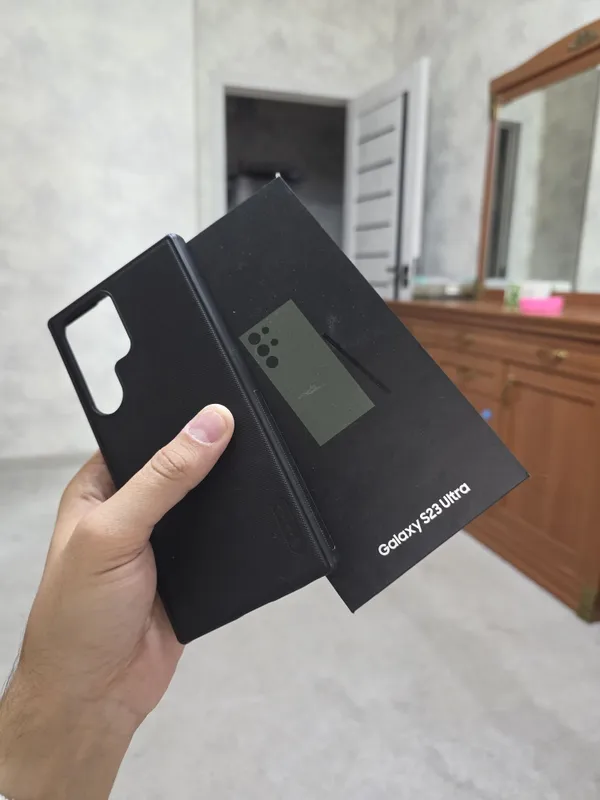 Galaxy S23 Ultra 512 Зўр холатда 3