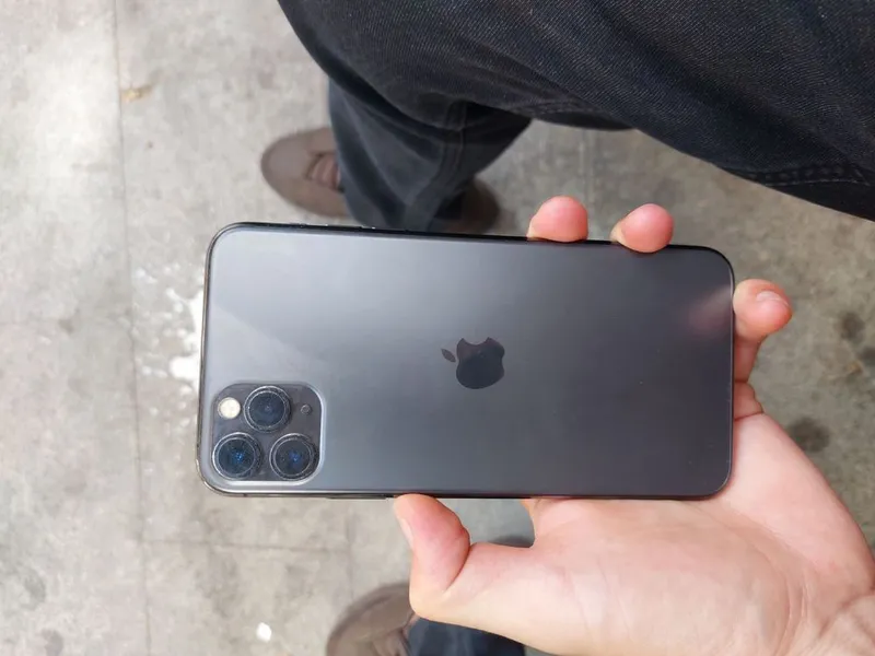 iPhone 11 pro max — фото 1