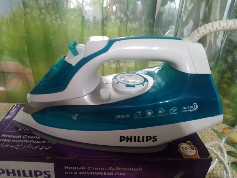 Паровой утюг PHILIPS с керамическим антипригарным покрытием — фото 5