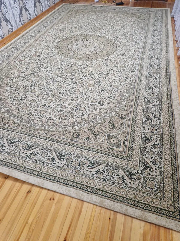 Продаётся ковёр 3×5