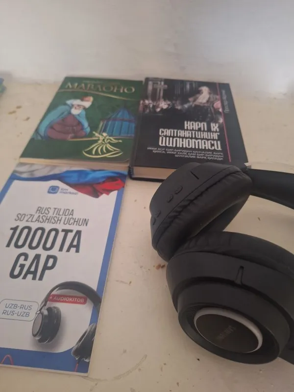 3kitob va samaung Naushnik 150ming! — фото 1