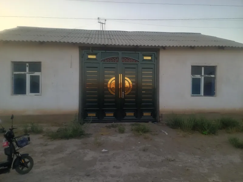 Продаётся двор (участок) 12 соток, 3 комнаты 1 Продаётся двор (участок) 12 соток, 3 комнаты 1