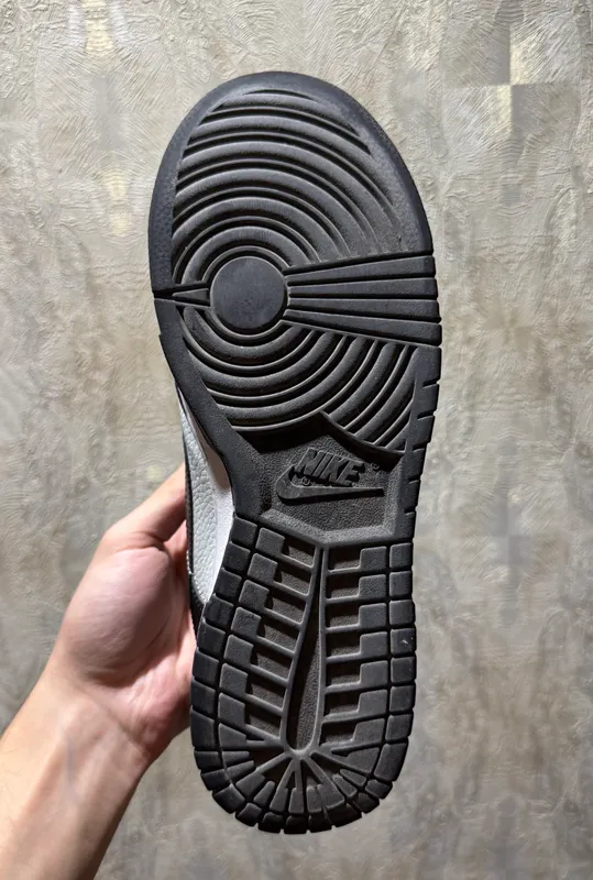 Оригинальные кроссовки Nike Dunk Low 4