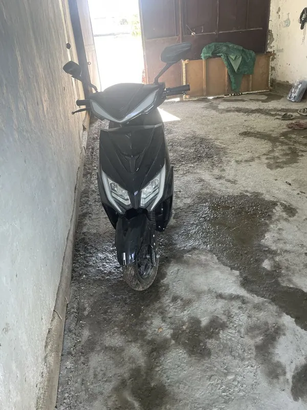 Skutir sotiladi narxini kelishamiz 1