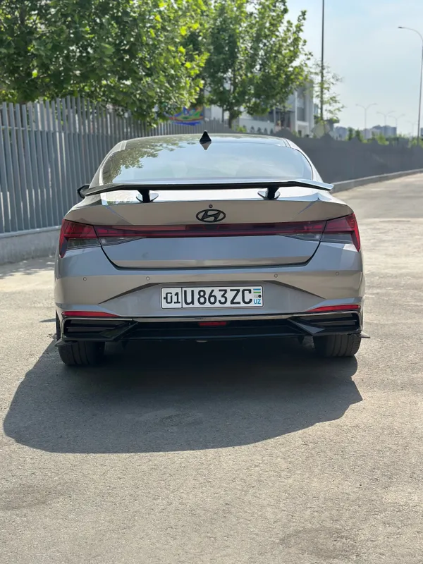 Продается Hyundai Elantra 2021 — фото 2