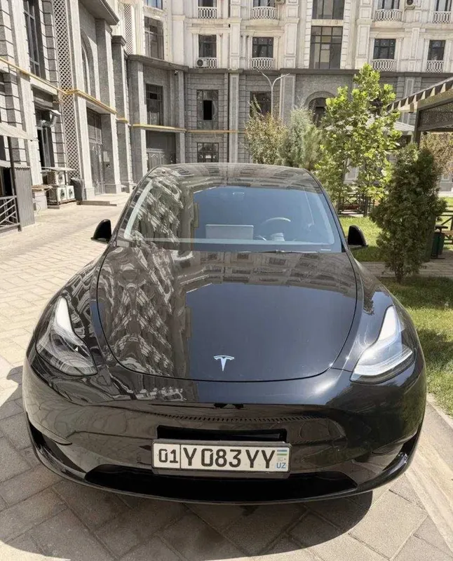 Продается Tesla Model Y 1 Продается Tesla Model Y 1