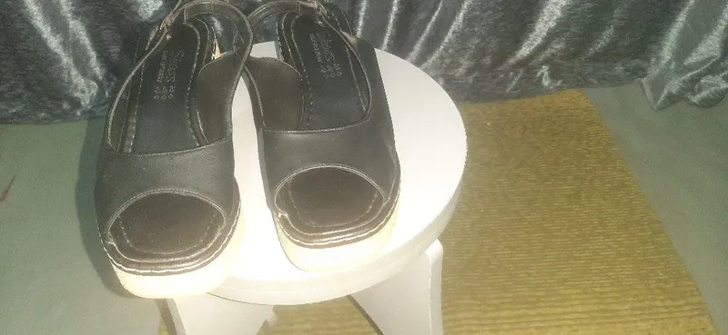 Босоножки женские 2