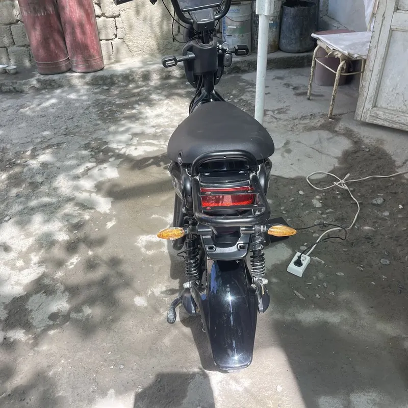 Skuter sport moped 4