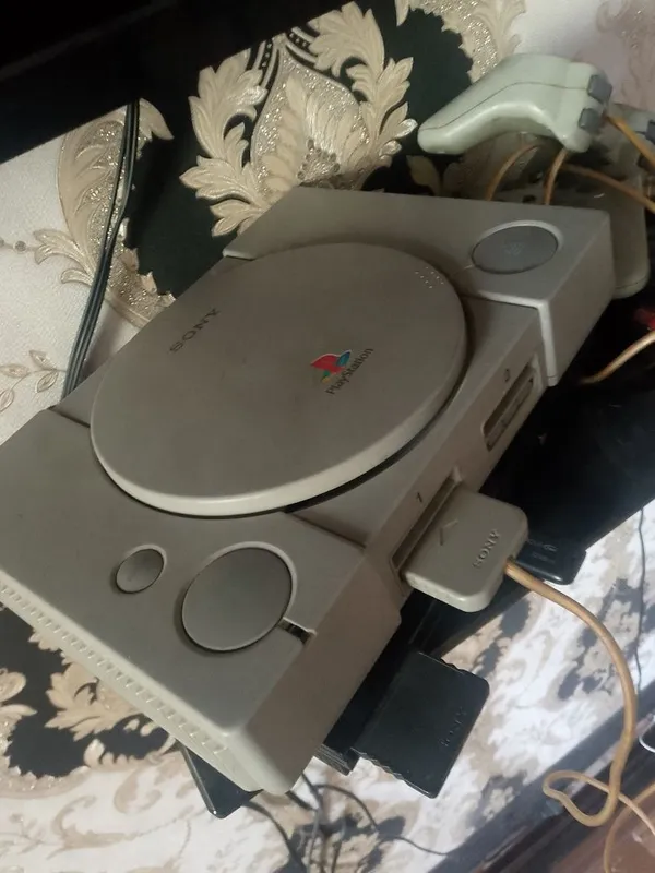 Playstation one made in japan 1