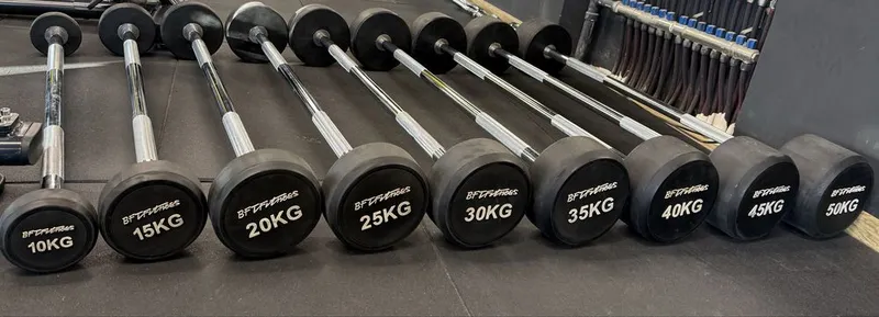 Srochna rezina shtanga sotiladi 10/15/20/25/30/35/40/45/50 kg
