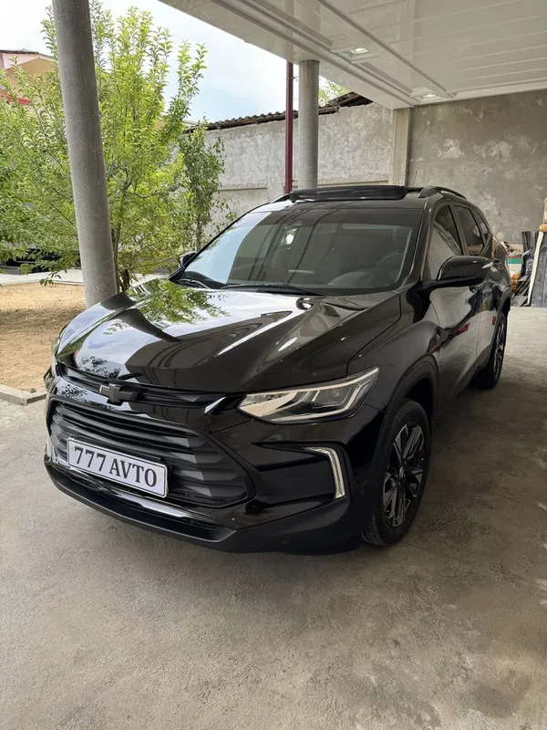 Tracker Premer Plus 2025 yil 23000 probeg 1 Tracker Premer Plus 2025 yil 23000 probeg 1
