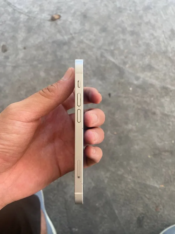 iPhone 12 mini 4