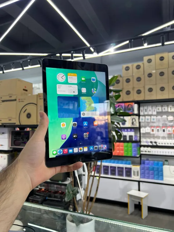 iPad 9 6
