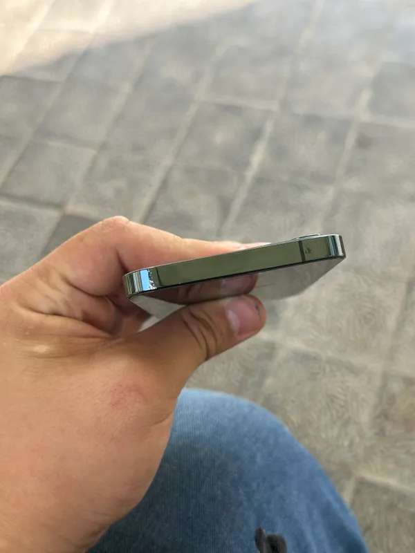 iPhone 12 Pro 128GB в среднем состоянии — фото 7