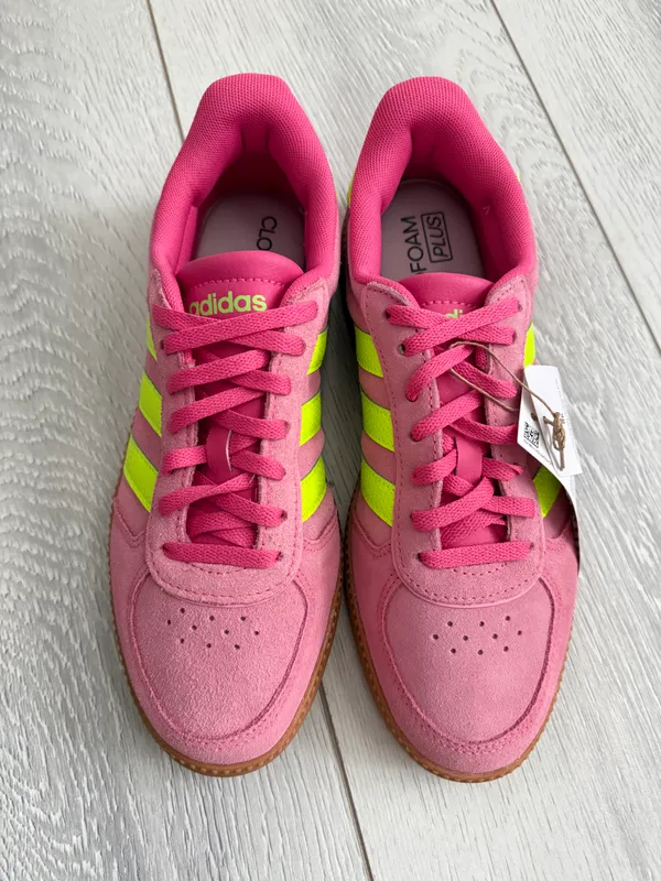 Женские кроссовки Adidas 4