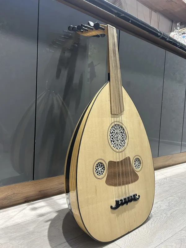 Ud (turkiyada ishlab chiqarilgan).