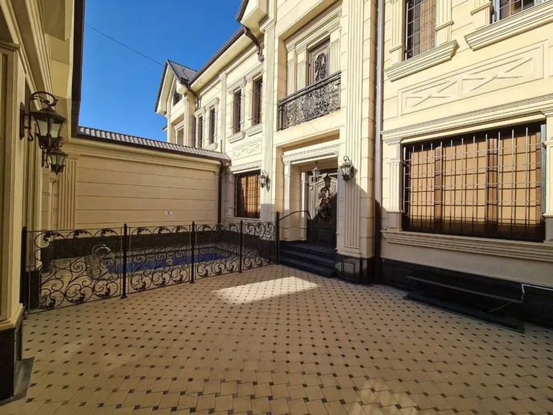 Мирзо Улугбекский район продаётся дом на 2 сотках — фото 1
