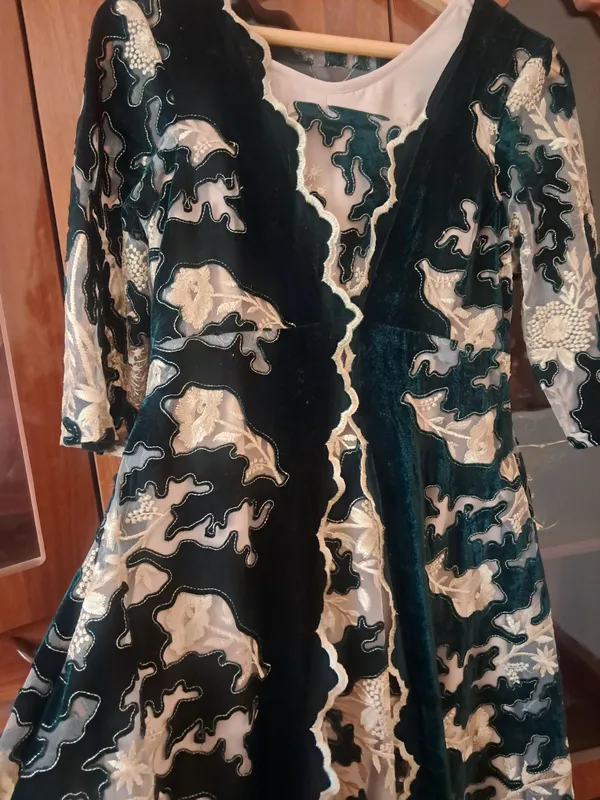 salom koʻylak, materiali qimmat duxoba 3 salom koʻylak, materiali qimmat duxoba 3