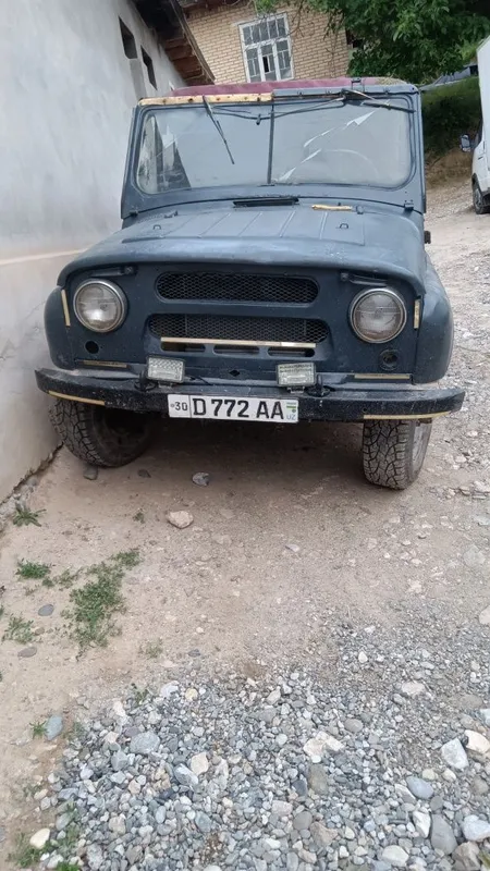 Uaz sotiladi holati yaxshi 4