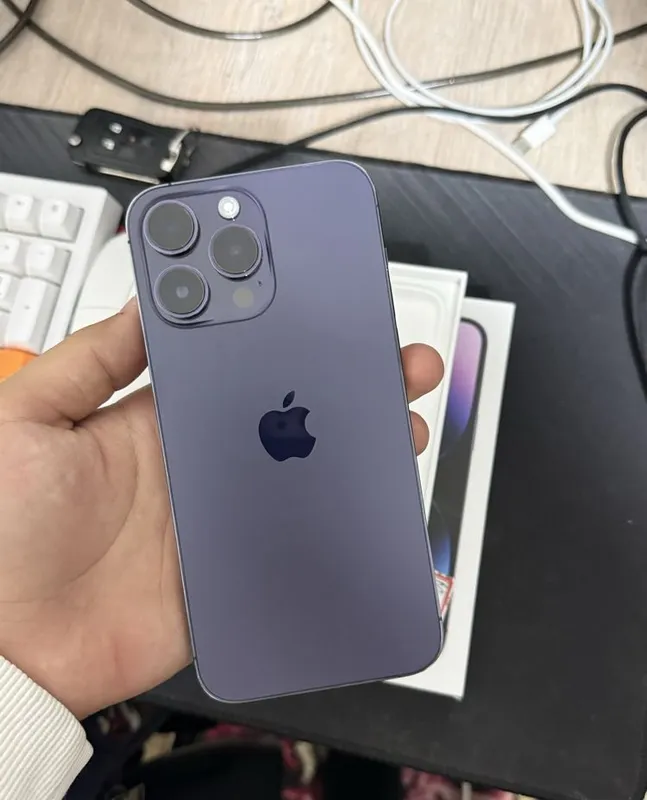 Iphone 14 pro max 3